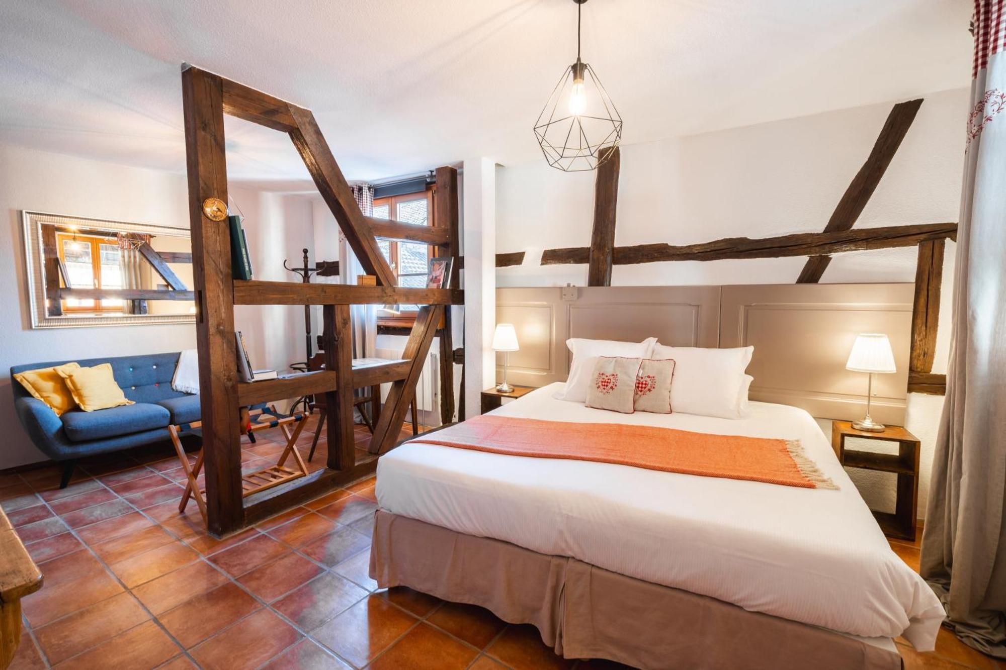 Les Suites - La Cour St Fulrad Saint-Hippolyte  Zewnętrze zdjęcie